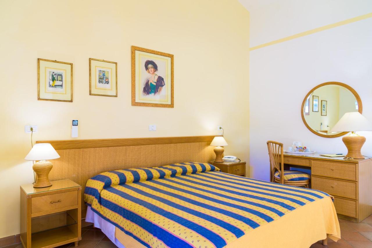 Hotel Villa Ottone 포르토페라이오 외부 사진