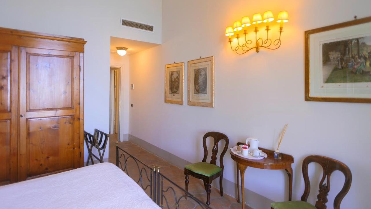 Hotel Villa Ottone 포르토페라이오 외부 사진